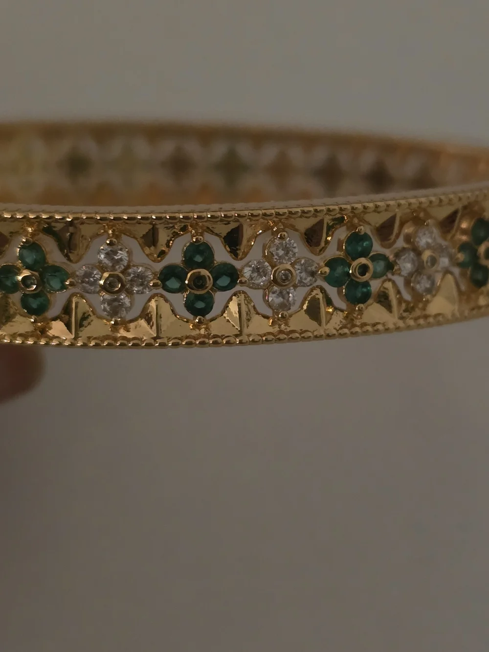 22kgp Dubai Jewelry Gold Tone Floral Green Enamel Ring and Bangle Set - Picture 9 of 15